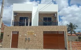 Casa do Bruno - Apartamento terreo - 1 - Terra - Quarto e sala com cozinha americana na praia do preá-CE